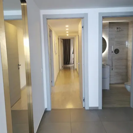 Lejlighed Zora - Free Swimming Pool And Garage Parking *