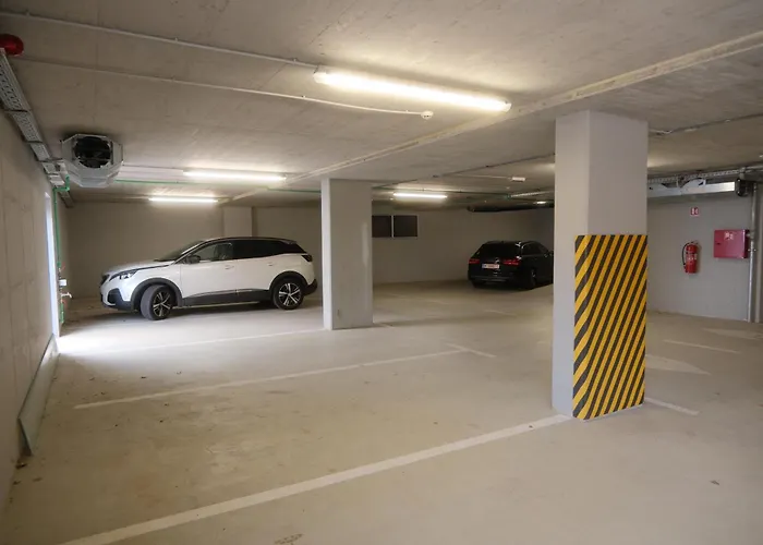 Zora - Free Swimming Pool And Garage Parking * Опатия