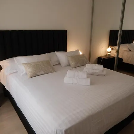 Zora - Free Swimming Pool And Garage Parking Opatija