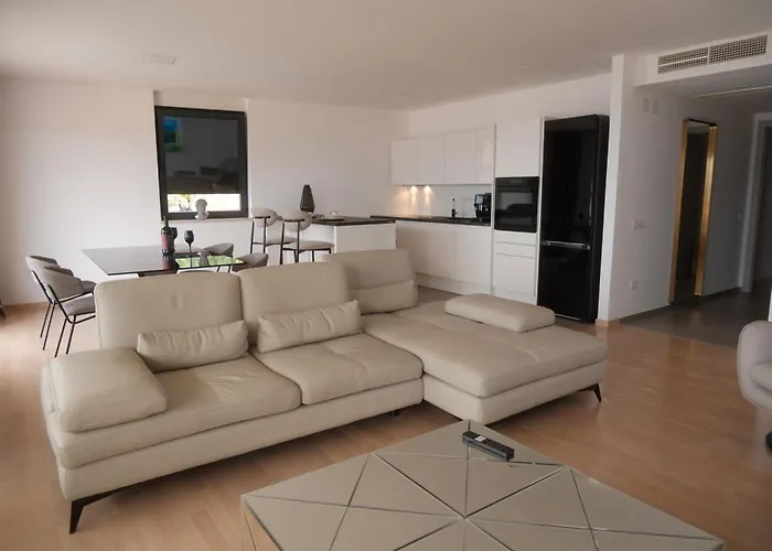 Zora - Free Swimming Pool And Garage Parking * Opatija