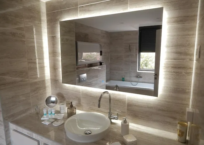 Appartement Zora - Free Swimming Pool And Garage Parking